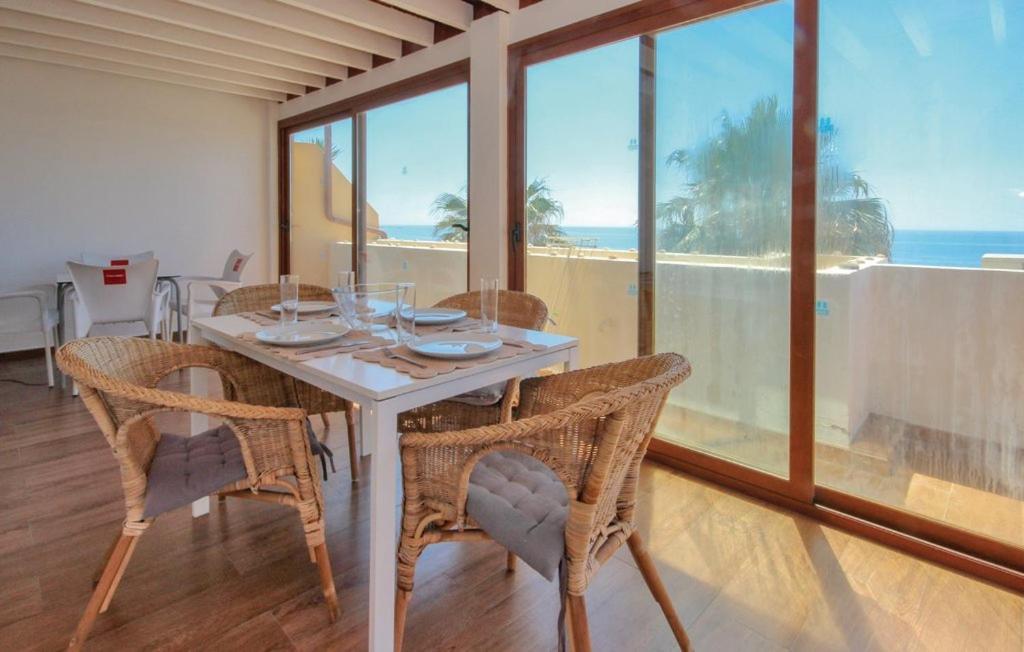 Penthouse On The Beachfront Estepona Eksteriør billede