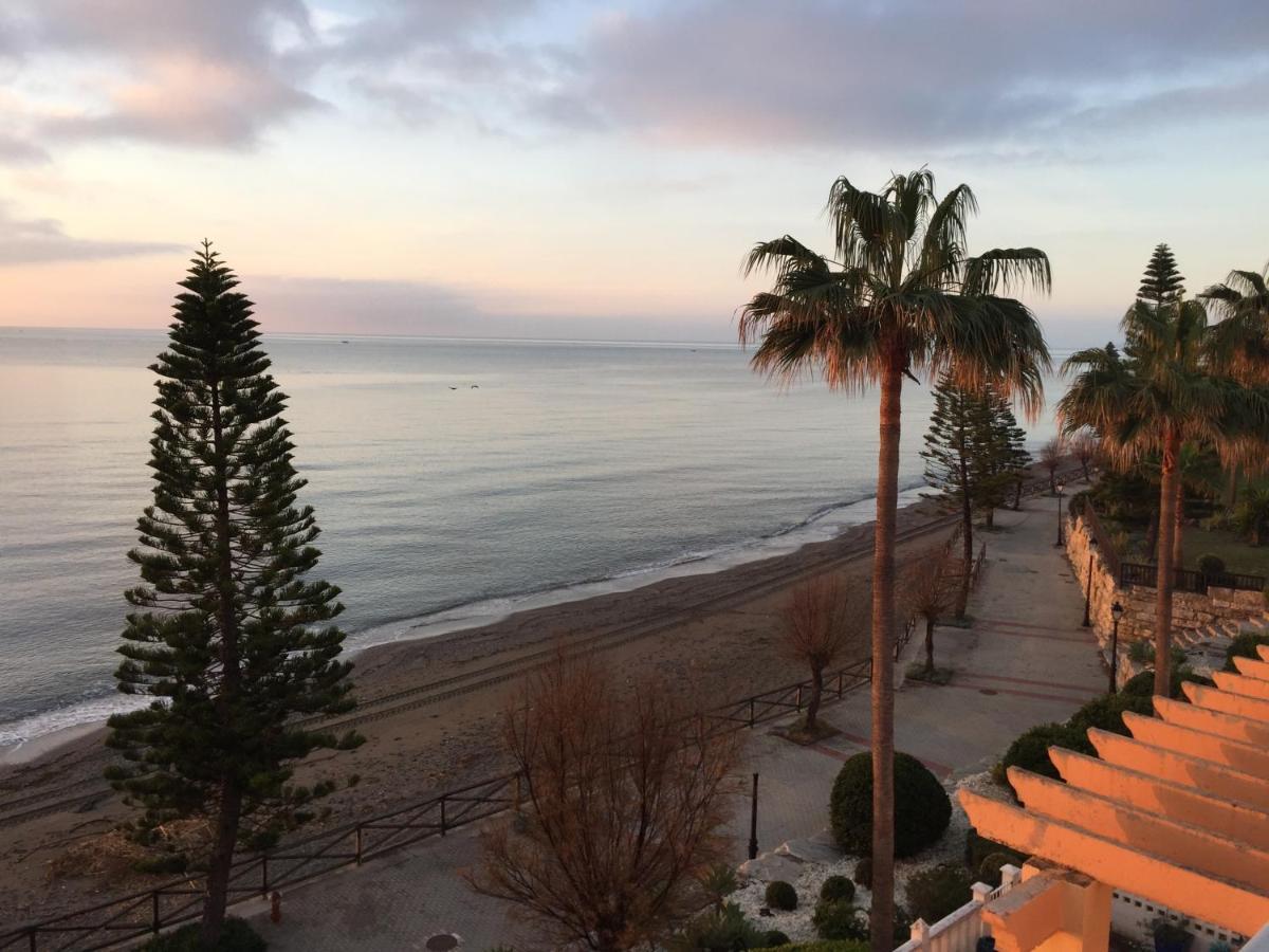 Penthouse On The Beachfront Estepona Eksteriør billede